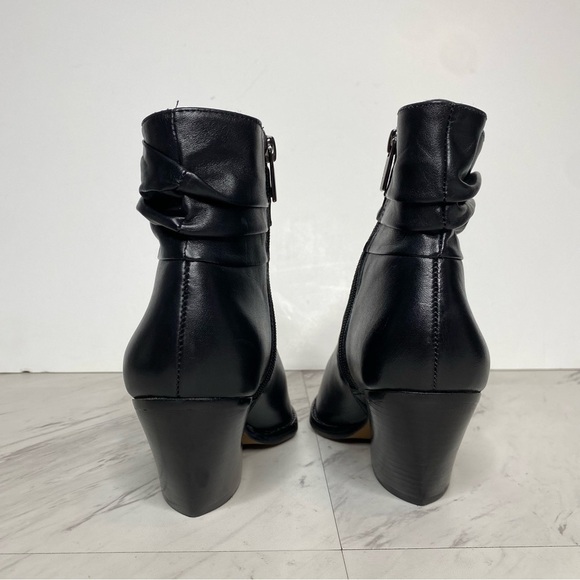 Vince Camuto Nerlinji Black Leather Bootie 7M - Picture 3 of 15